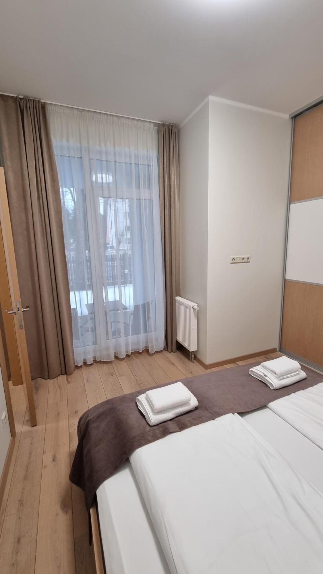 Black Pearl Apartments Jurmala Room photo