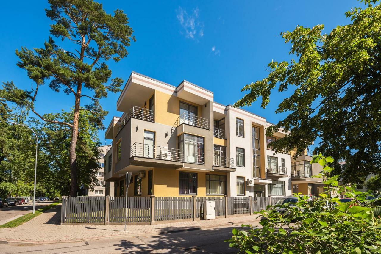 Black Pearl Apartments Jurmala Exterior photo